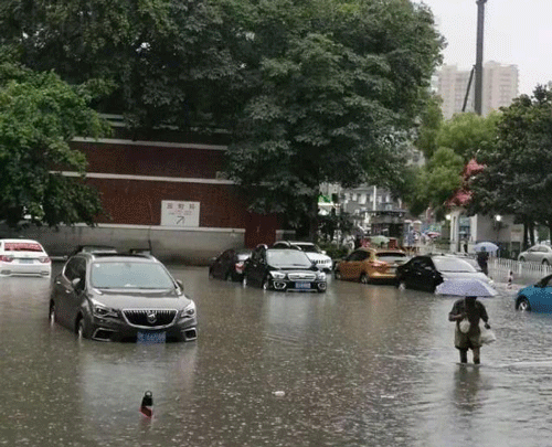 暴雨來襲！武漢中考延遲1小時！湖北連發(fā)預警，這些地方要注意……